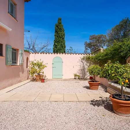 Maison De Face Au Golf De St-maxime * سانت ماكسيم