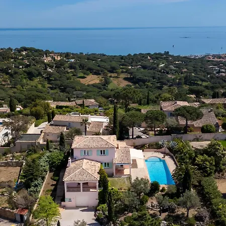 Maison De Face Au Golf De St-maxime * سانت ماكسيم
