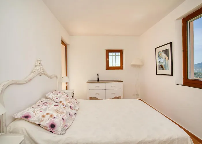 Maison De Face Au Golf De St-maxime Willa